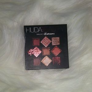 Huda Beauty - Mauve Obsessions❤